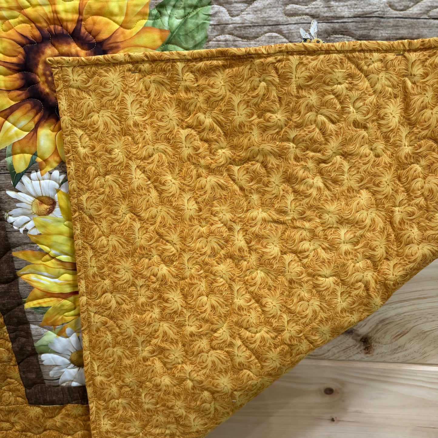 Quilt. Wall Hanging. You Are My Sunshine. Brown and Yellow.