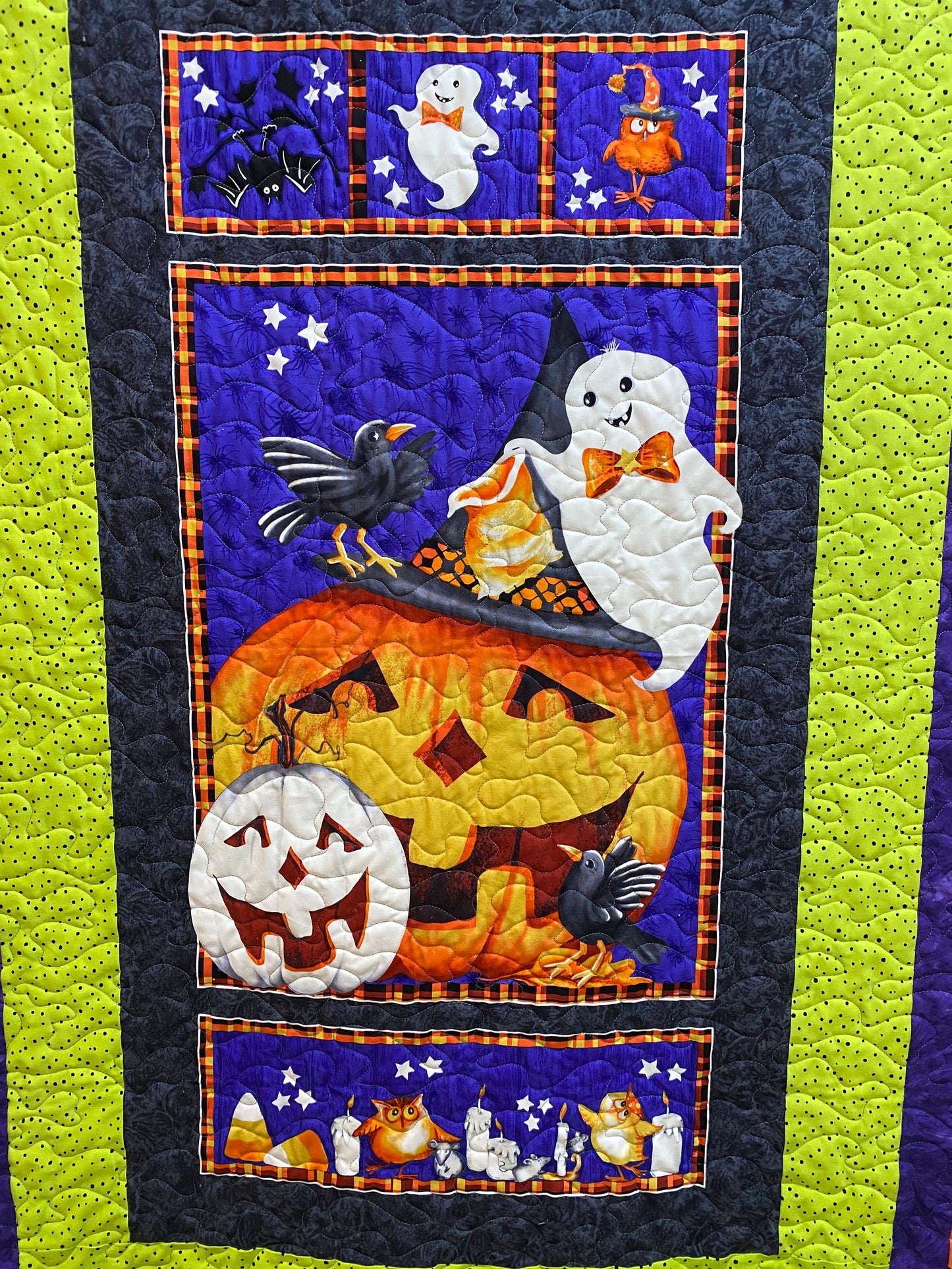 Quilt. Boo Whoo? Halloween Quilt.