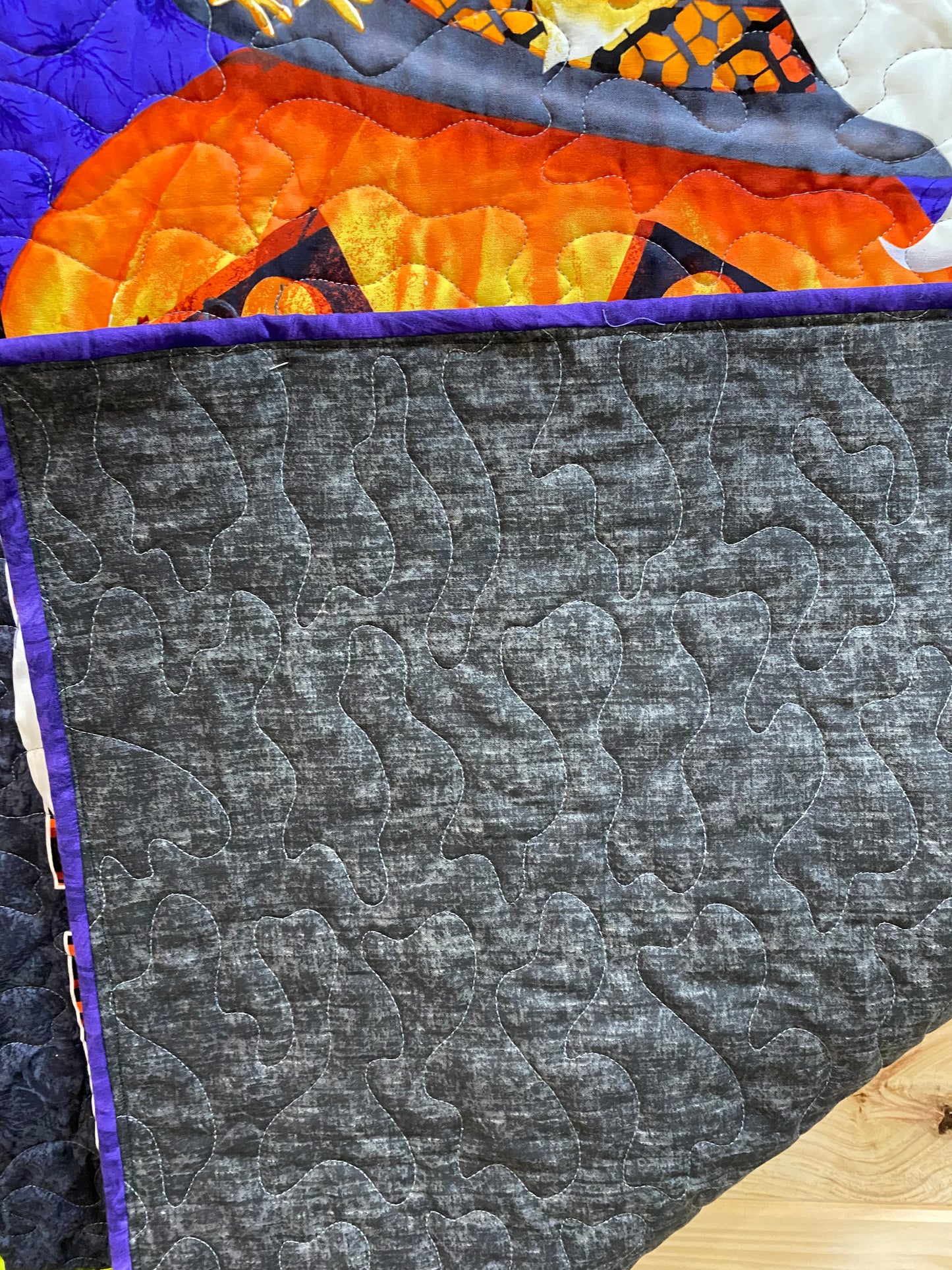 Quilt. Boo Whoo? Halloween Quilt.