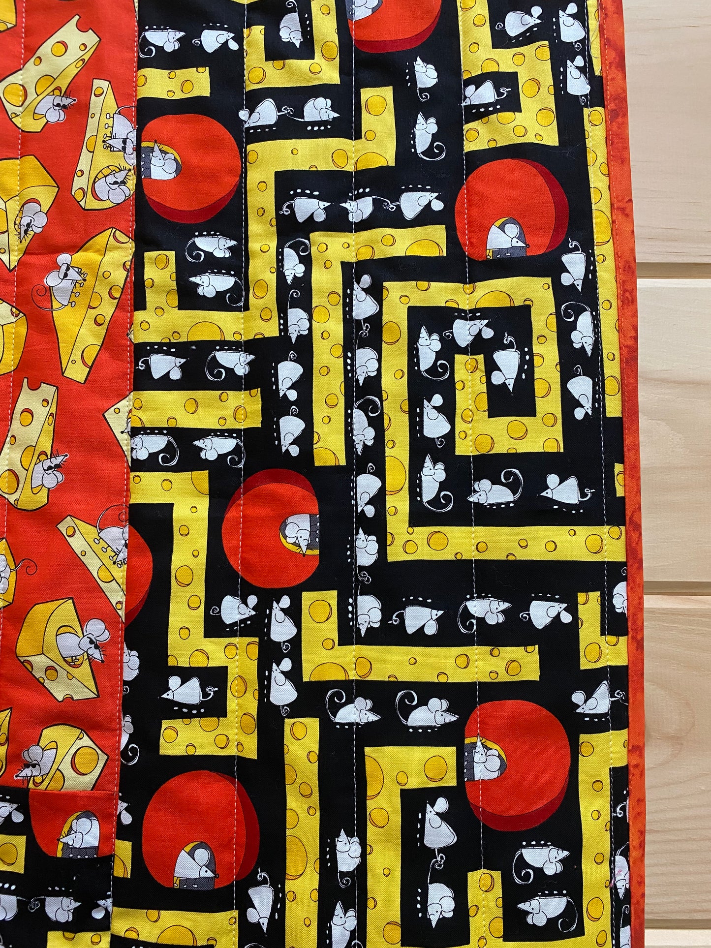 Quilt. Mouse Maze. Kids Quilt.