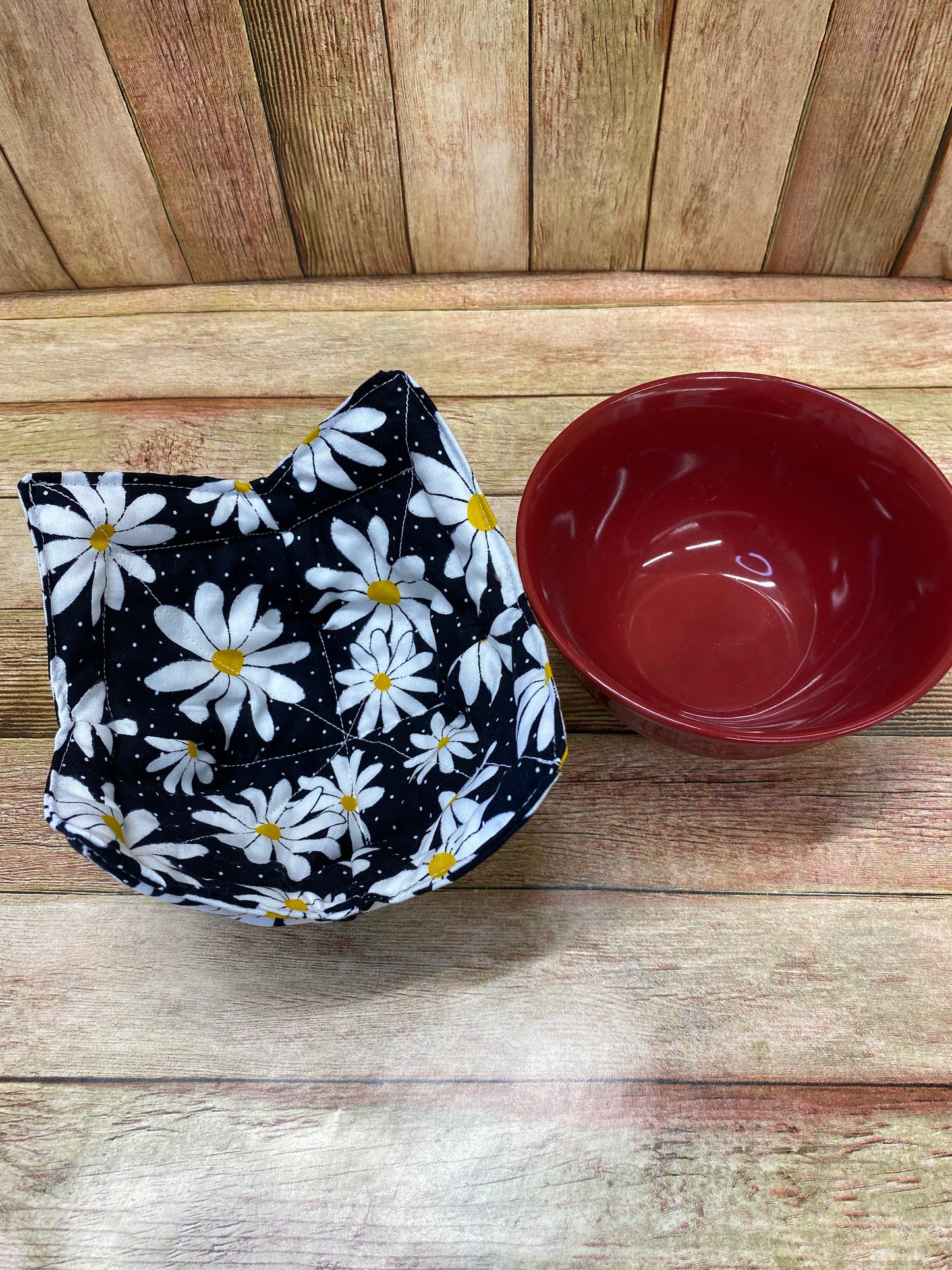 Bowl Cozy. Daisies.