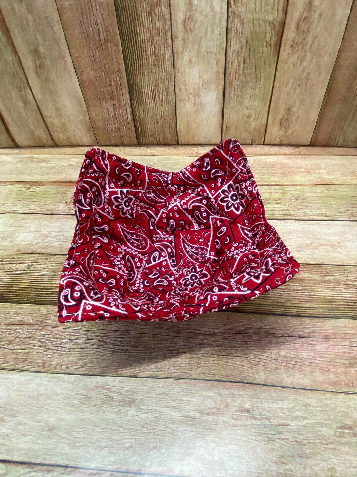 Bowl Cozy. Red Bandana Print.
