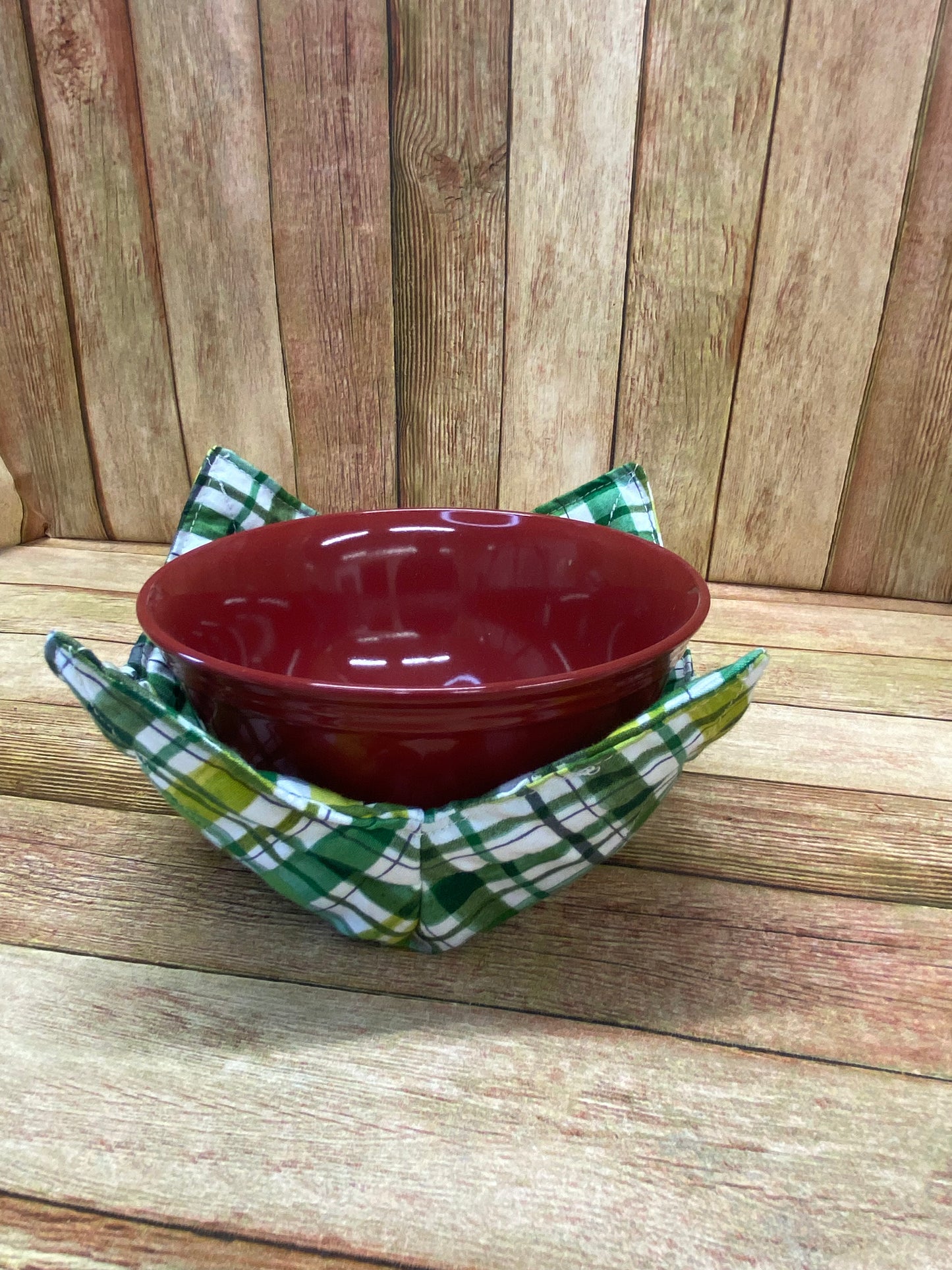 Bowl Cozy. Green Plaid Print.