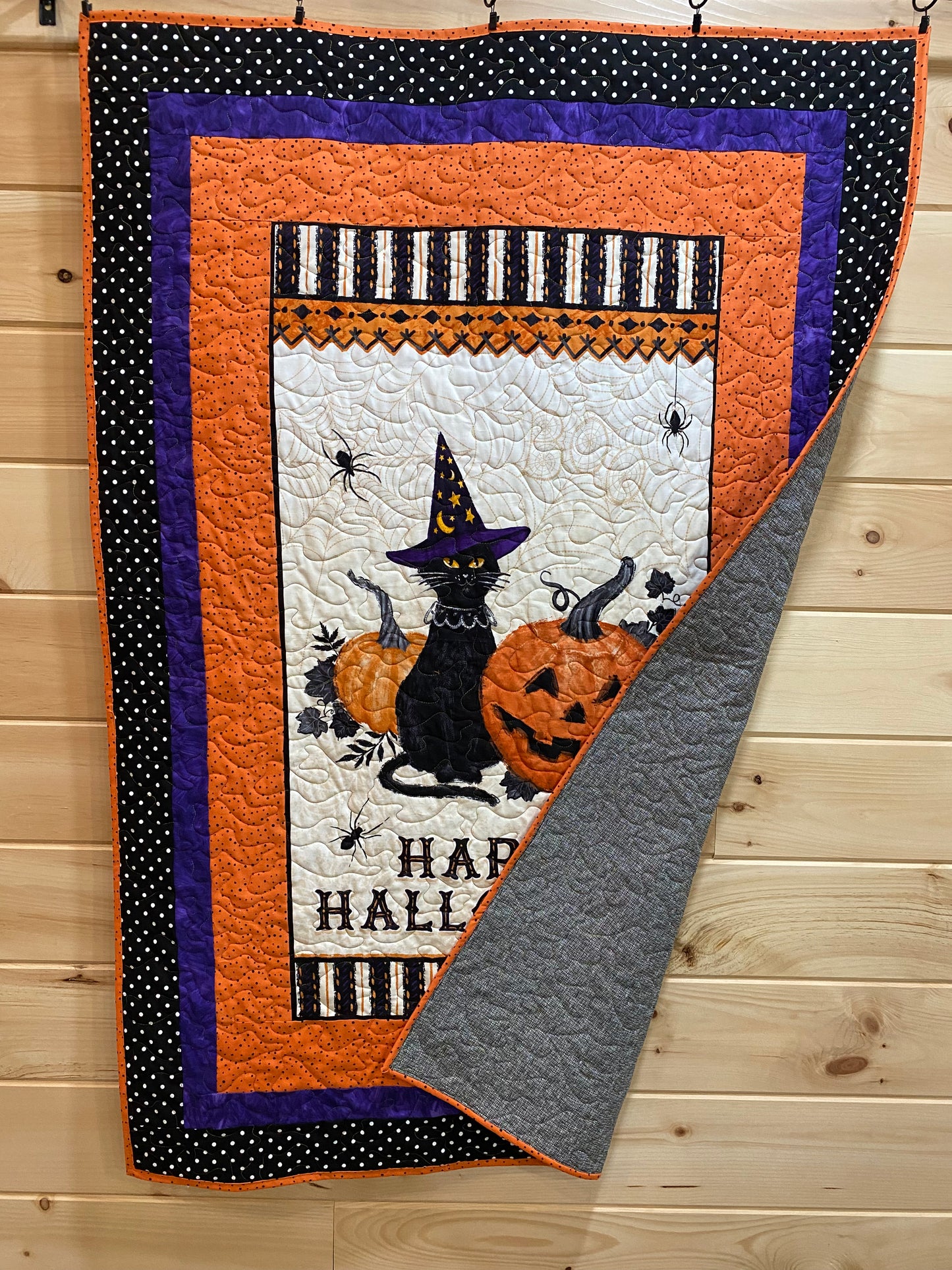Quilt. Meow-Gical Halloween Quilt. Happy Halloween.
