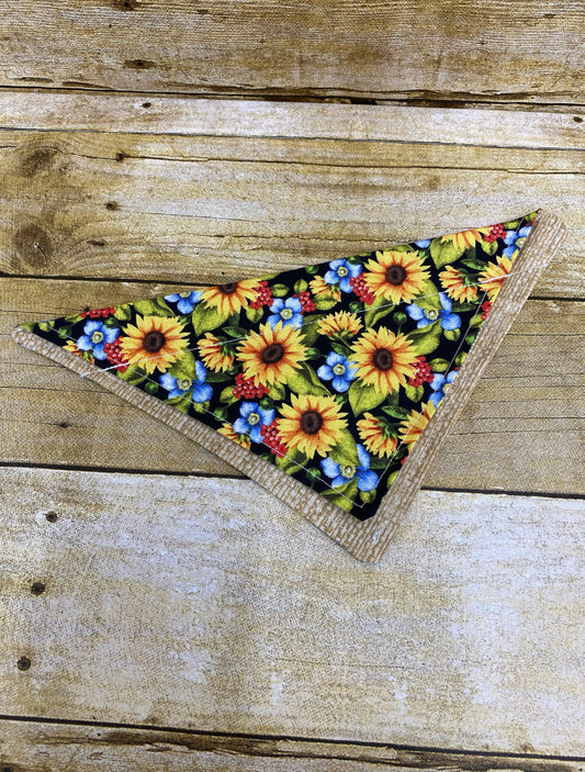 Pet Bandana. Sunflowers and Daisies.