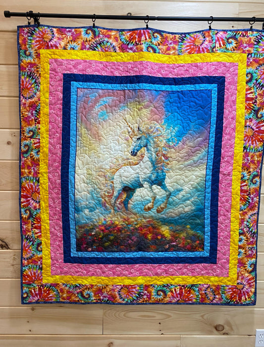 Quilt. Unicorn with Tie-Dye Border.