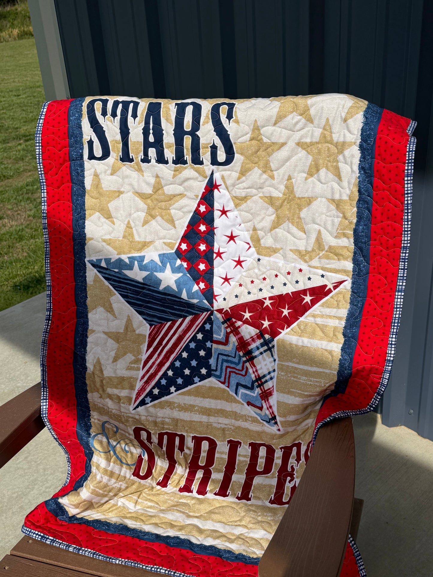 Quilt. Patriotic. Stars and Stripes.  Wall Hanging.