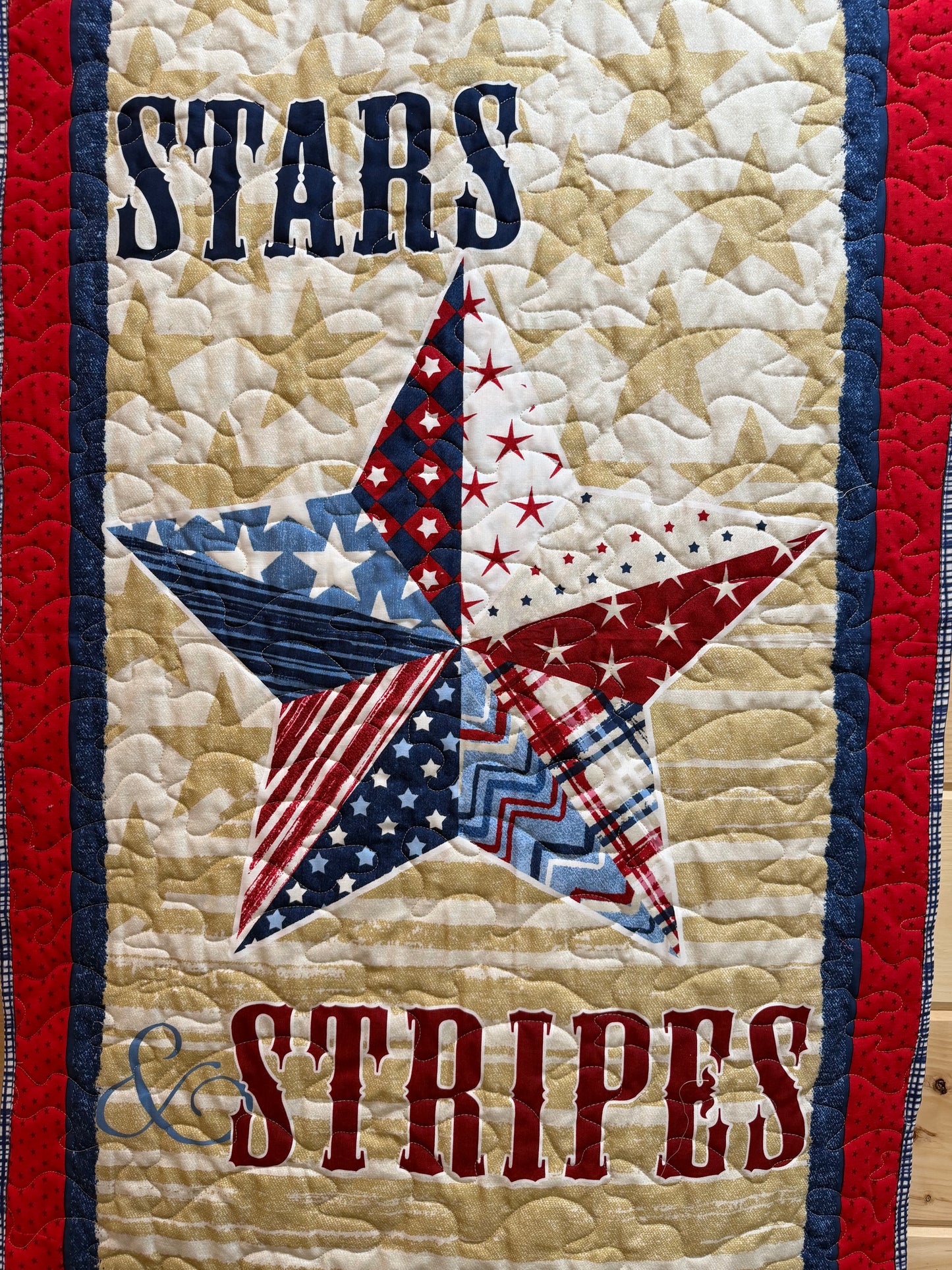 Quilt. Patriotic. Stars and Stripes.  Wall Hanging.