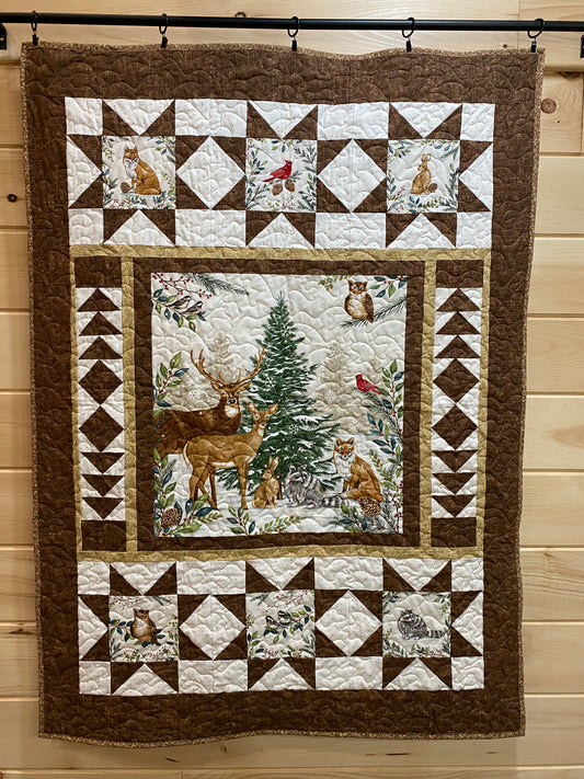 Quilt. Woodland Winter Snowy White with Star Blocks.