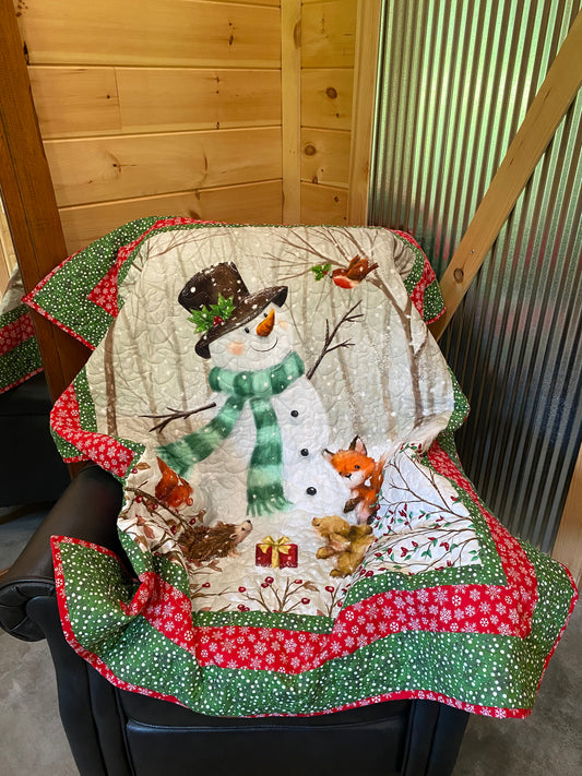 Quilt. Snowman with Forest Friends.