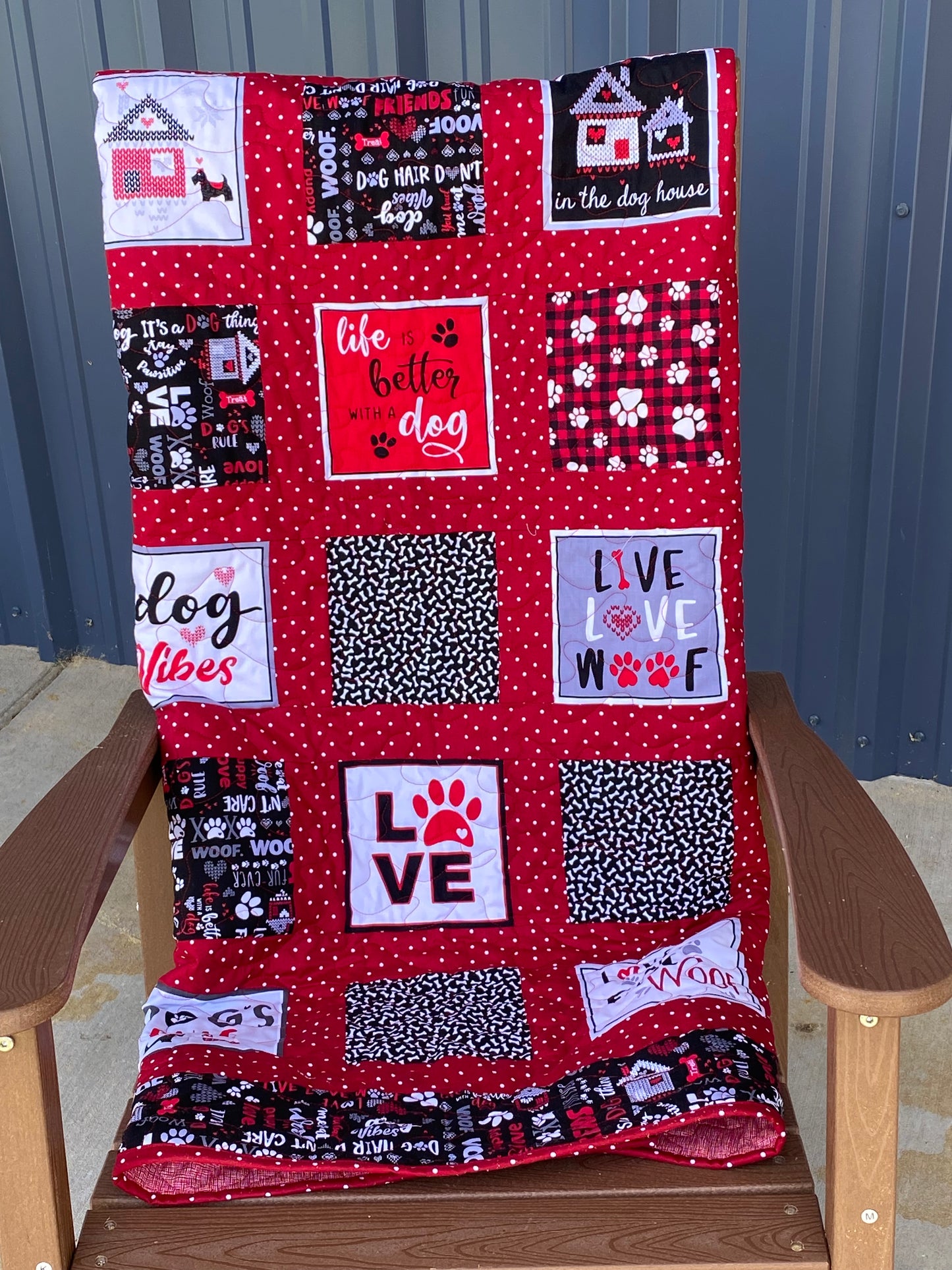 Quilt. Dog Vibes