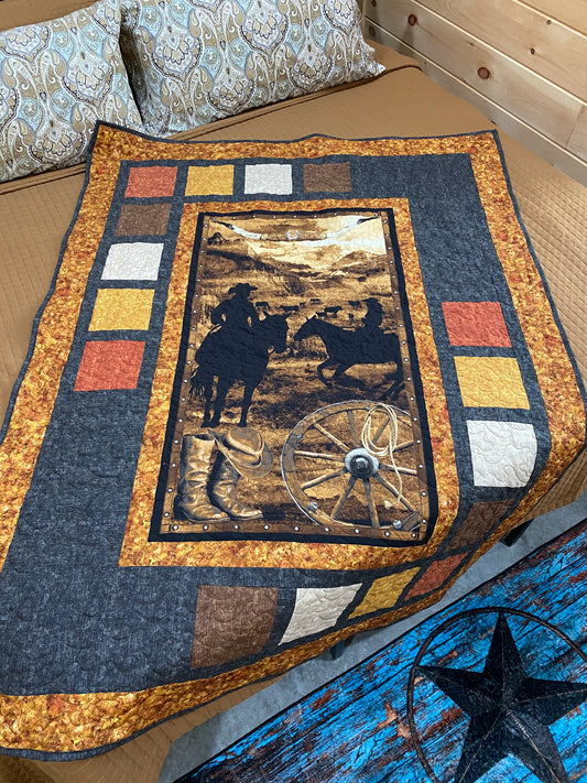 Quilt. Cowboy Culture. Throw.
