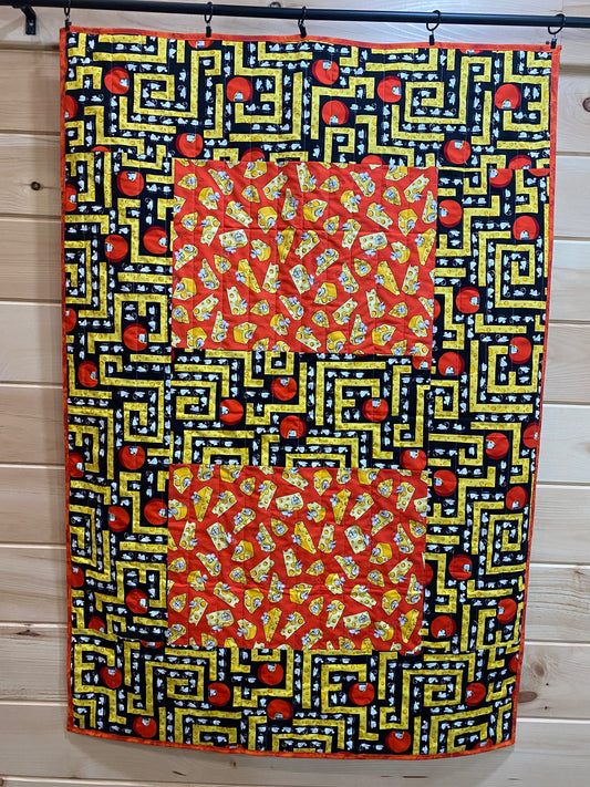 Quilt. Mouse Maze. Kids Quilt.