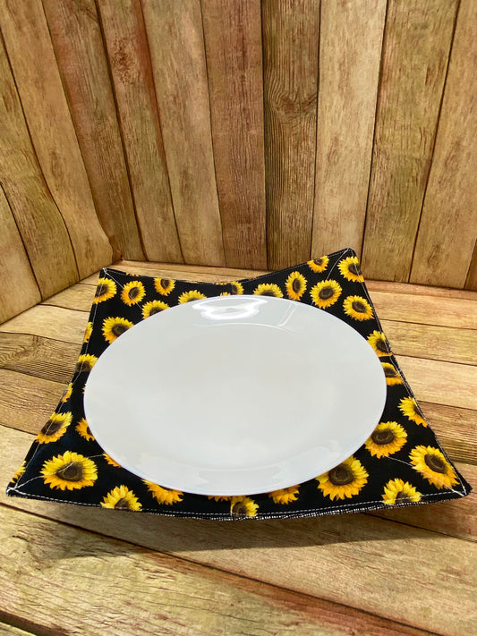Plate Cozy. Sunflowers with Black Background.